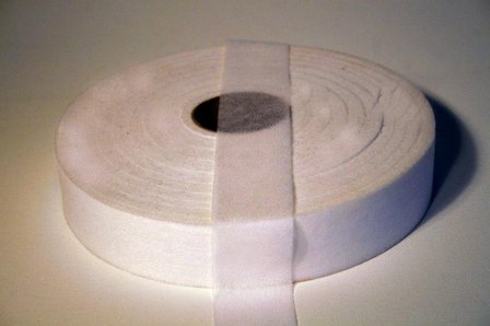 Vlieselineband 4 cm breed opstrijkbaar wit