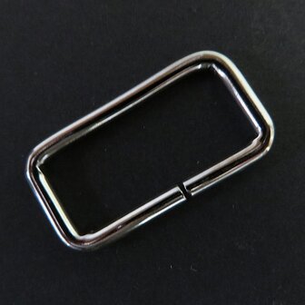 Langwerpige ring nikkel 36 mm binnenmaat 30 mm geschikt voor 3 cm band