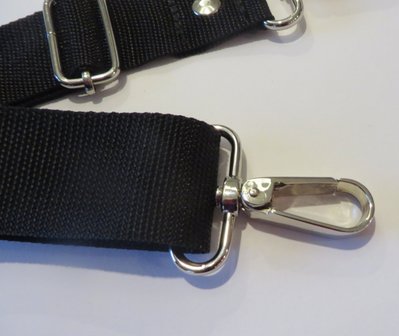 Schouderband van stevig tassenband verstelbaar van 85 cm tot 150 cm en 4 cm breed in vele kleuren