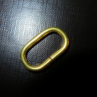 AANBIEDING Ovale ring messing 28 mm binnenmaat 20 mm geschikt voor 2 cm band